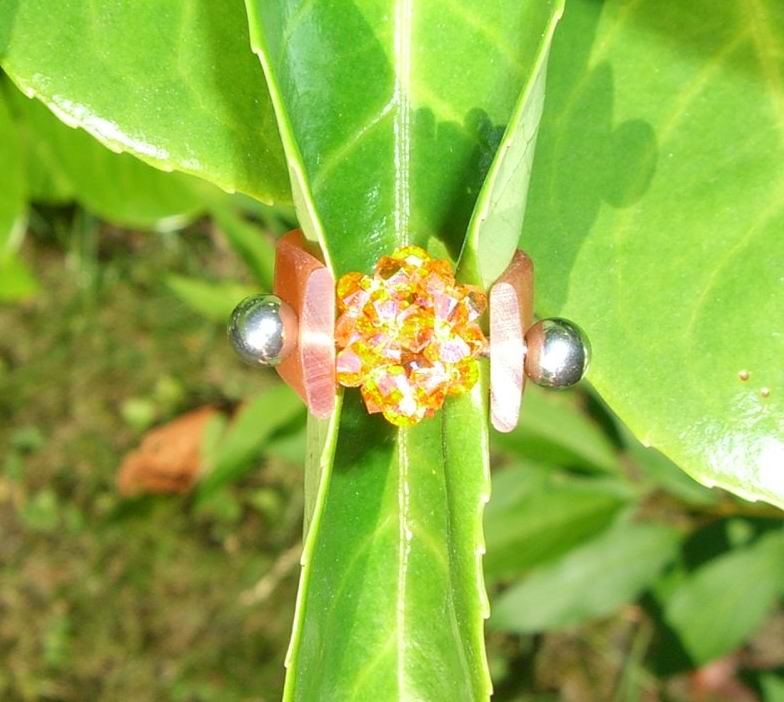 Kugel-Ring aus echten Swarovski Steinen - orange