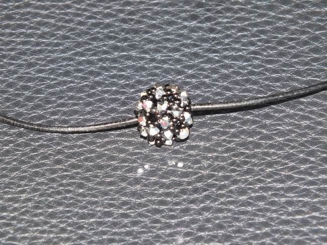3D Kugel-Anh�nger aus echten Swarovski Perlen